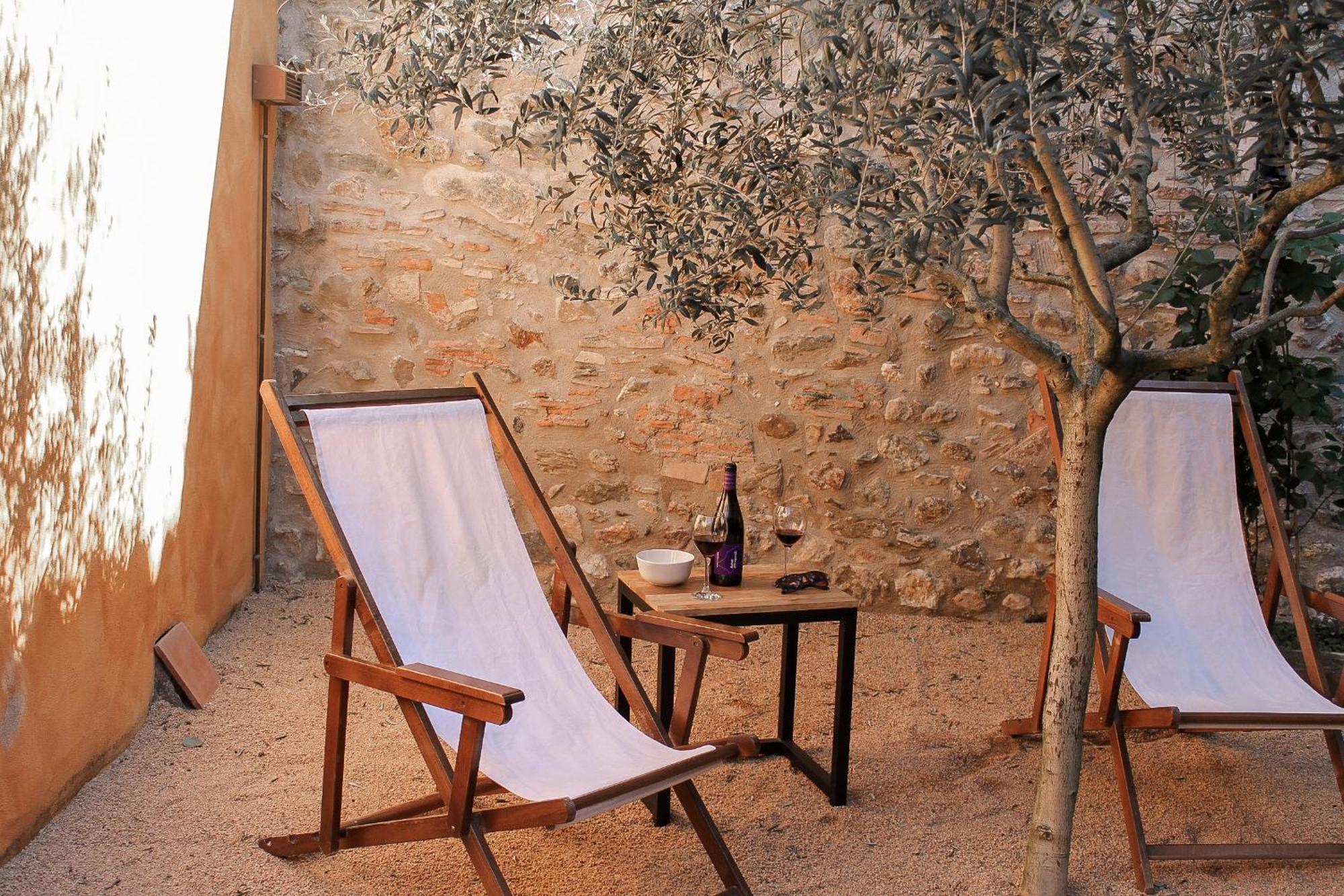 Monells - Casa Rural - Can Felip ภายนอก รูปภาพ